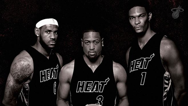 穆勒：留胡子是想尝试不同的造型，队友们很喜欢我的络腮胡（穆勒：为尝试新造型选择蓄须，队友们都挺喜欢我的络腮胡）