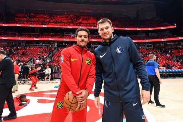 篮球勇士老将续约一年，球迷大呼：值得（勇士老将再续一年合同，球迷齐声叫好：值了）