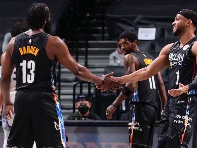 普兰德利：乐观意大利进世界杯；罗马能梦想冠军但得看国米表现（普兰德利：看好意大利晋级世界杯；罗马可争冠关键在国米表现）