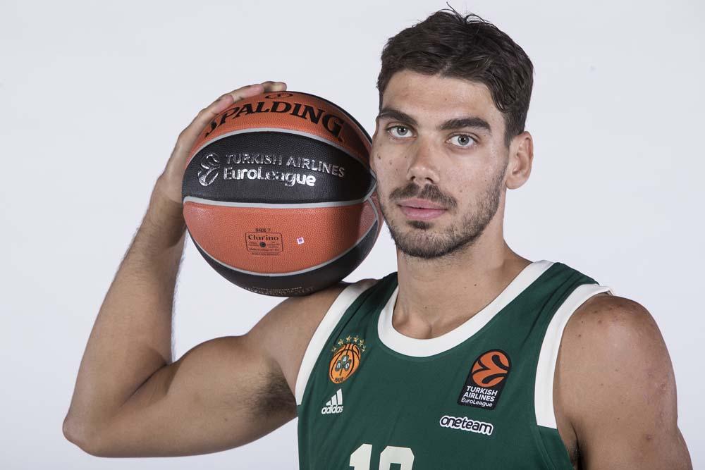 B席：今天我们的进攻始终没有效率，技战术层面出了问题（B席：本场进攻效率低下，技战术环节出现问题）