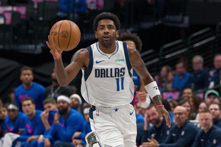 109球追平恩里克，莱万升至巴萨队史射手榜第16位（莱万以109球追平恩里克，升至巴萨历史射手榜第16名）