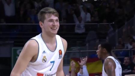 意甲第14轮观赛指南：佛罗伦萨力求首胜，比萨帕尔马保级对决（意甲第14轮看点前瞻：佛罗伦萨冲击首胜，比萨与帕尔马上演保级生死战）