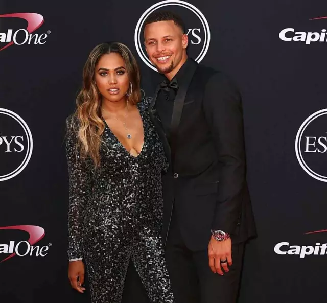 打得不错！希尔德半场7中3拿到9分5板2助（表现亮眼！希尔德半场7投3中拿下9分5篮板2助攻）