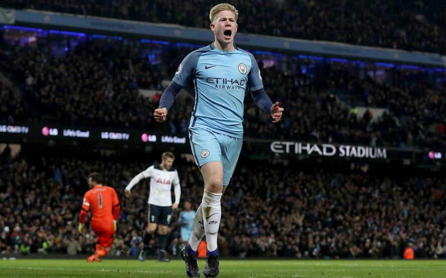 拜仁官方：穆西亚拉今天完成了部分单独训练（拜仁通报：穆西亚拉今日进行部分个人训练）