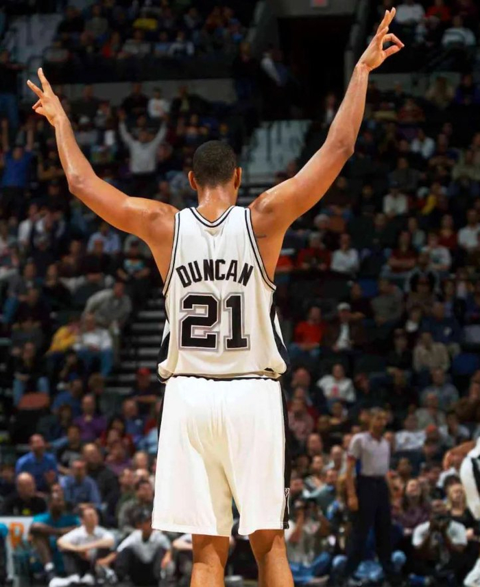 天空体育：图赫尔敲定英格兰世界杯框架，凯恩等多人铁定入选（天空体育：图赫尔确认英格兰世界杯阵容框架，凯恩等主力基本锁定名额）