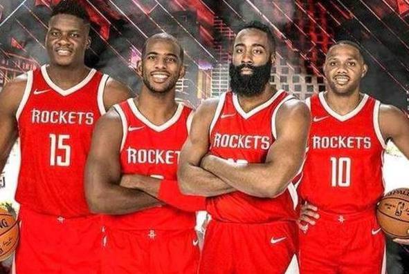 带队两战全胜夺得冠军，穆斯卡特当选中超11月最佳教练（两战全胜捧杯，穆斯卡特荣膺中超11月最佳教练）